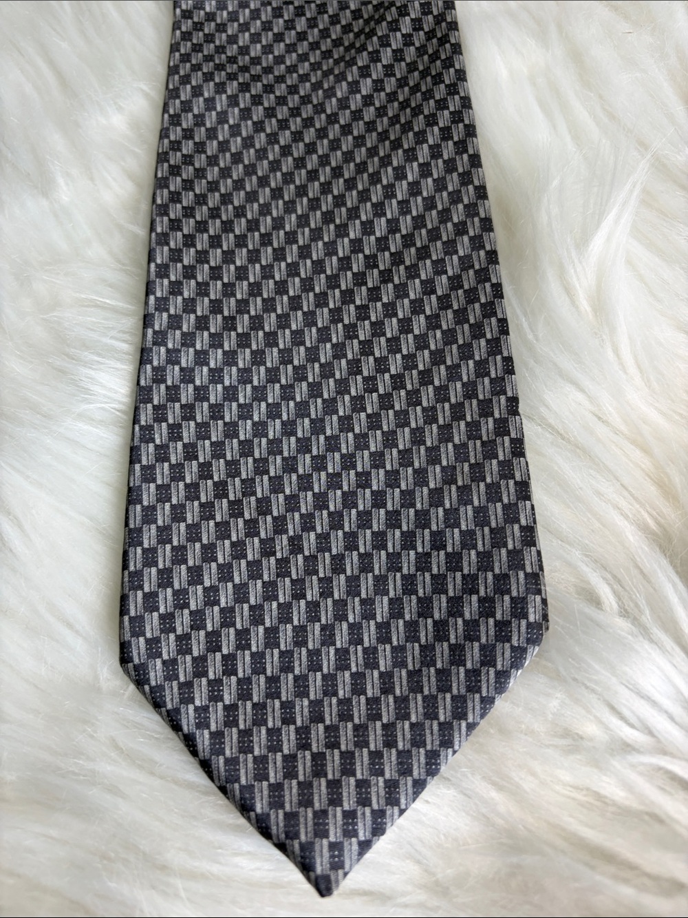 London Fog Men's Checkered Tie in Gray and Black
